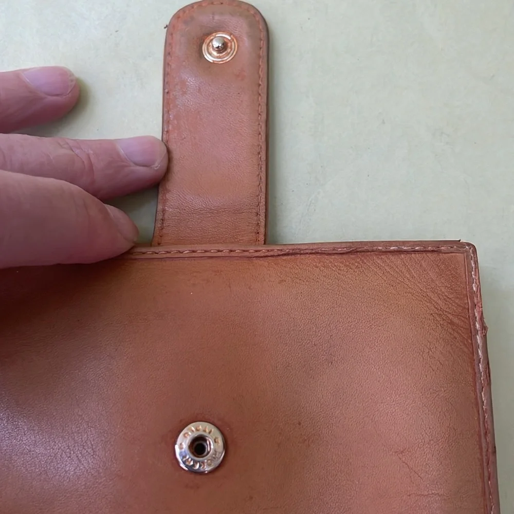 Vintage Fendi orange ten leather bifold wallet